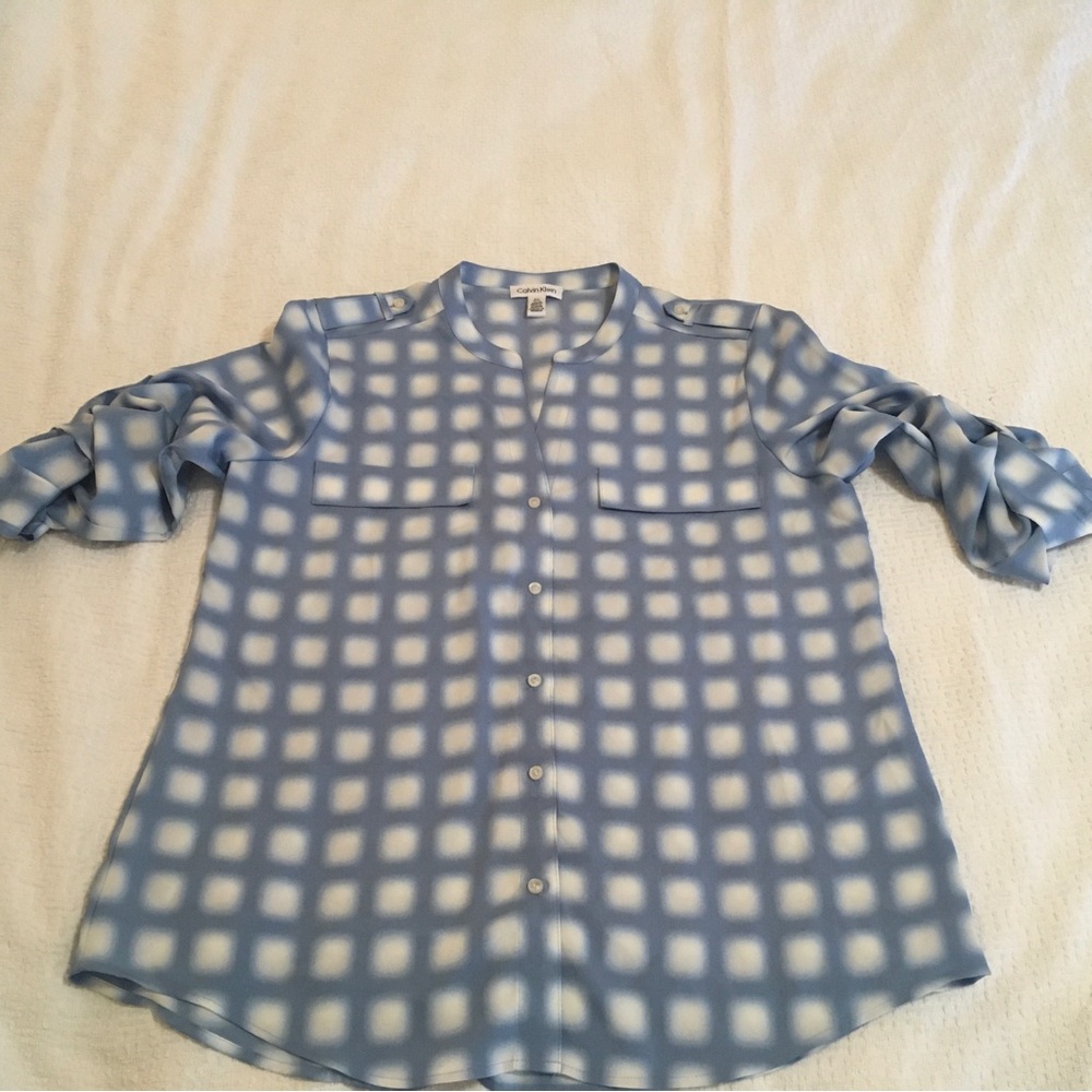 Calvin Klein Blue and White Gingham Blouse Women’s size Large‎